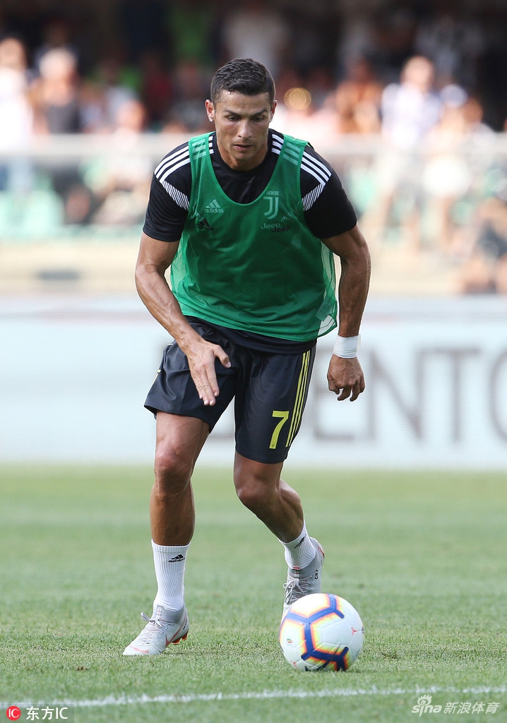 乐鱼体育网站入口-张召忠被严重警告