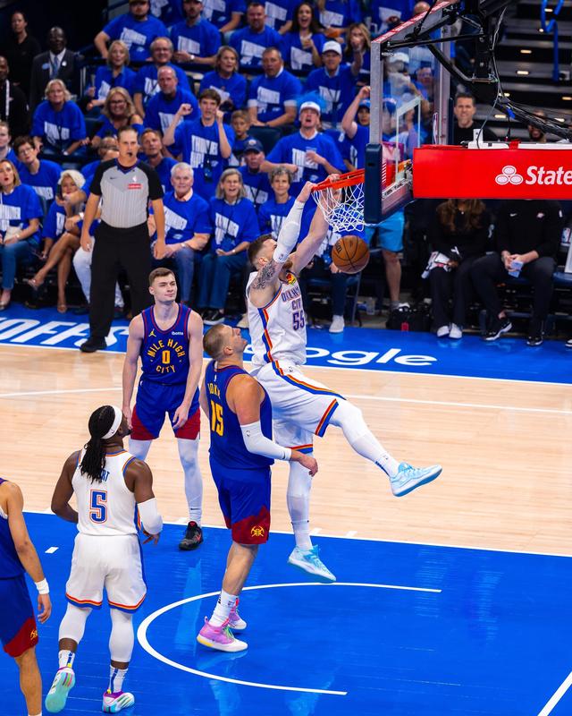 乐鱼体育在线-丹佛掘金迎全明星赛关键赛；今晨绝杀压哨；信心回归；纪律约束更严格