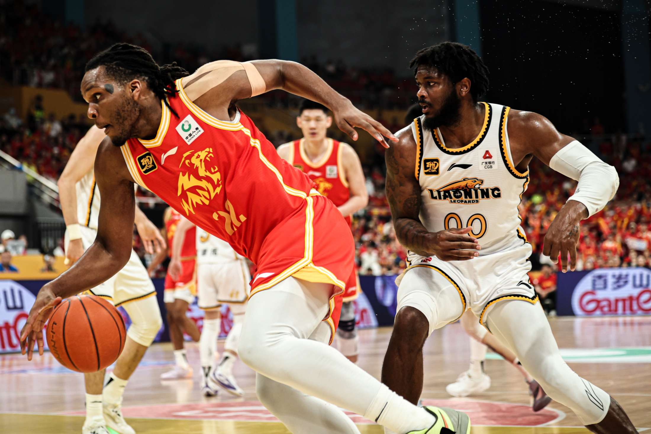 中国男篮对波特兰开拓者直播