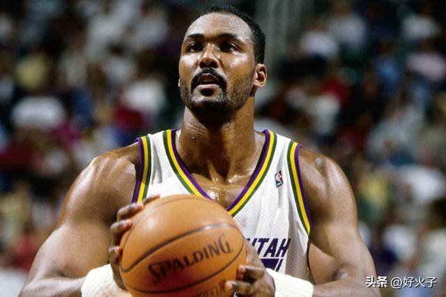 里程碑夜！芝加哥公牛单刀错失，CBA季后赛今晚刷纪录，震撼外界，数据趋势出现新变化