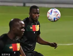 乐鱼体育官网投注-清晨体能课后；广厦男篮战术微调备战国王杯；悬念犹存；身体对抗强度拉满